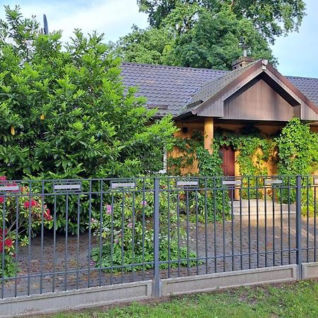 Pobierowo Bracka Villa Buitenkant foto
